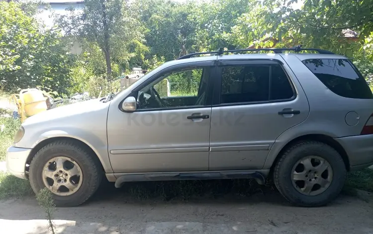 Mercedes-Benz ML 320 2001 годаfor3 600 000 тг. в Алматы