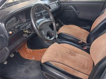 Volkswagen Vento 1993 года за 480 000 тг. в Шымкент – фото 2