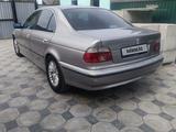 BMW 523 1999 года за 2 400 000 тг. в Алматы – фото 2