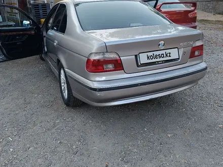 BMW 523 1999 года за 2 400 000 тг. в Алматы – фото 13