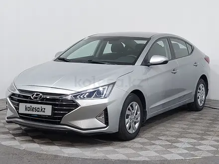 Hyundai Elantra 2019 года за 7 790 000 тг. в Астана