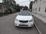 Chevrolet Epica 2006 года за 2 200 000 тг. в Алматы – фото 4