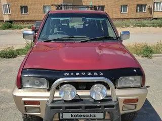 Nissan Mistral, 1996