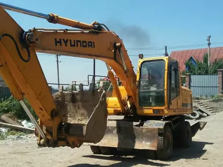Hyundai  Robex 200-W 7 2007 года за 23 500 000 тг. в Алматы