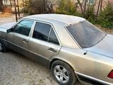 Mercedes-Benz E 230 1990 годаfor750 000 тг. в Тараз – фото 2