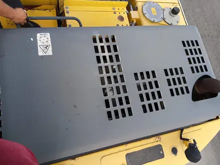 Komatsu  PW180 2013 года за 19 900 000 тг. в Алматы – фото 2