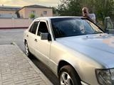 Mercedes-Benz E 220 1993 годаүшін2 400 000 тг. в Туркестан – фото 3