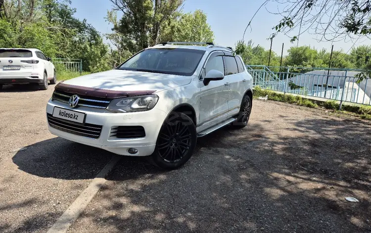 Volkswagen Touareg 2012 года за 12 500 000 тг. в Алматы