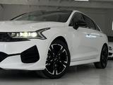 Kia K5 2021 года за 11 500 000 тг. в Актау – фото 2