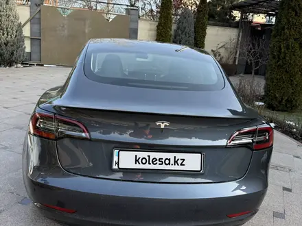 Tesla Model 3 2021 года за 16 000 000 тг. в Алматы – фото 4