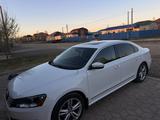 Volkswagen Passat 2014 года за 4 000 000 тг. в Актобе – фото 4