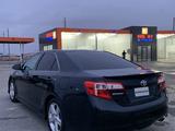 Toyota Camry 2014 года за 6 000 000 тг. в Актау – фото 2