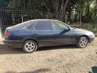 Toyota Carina E