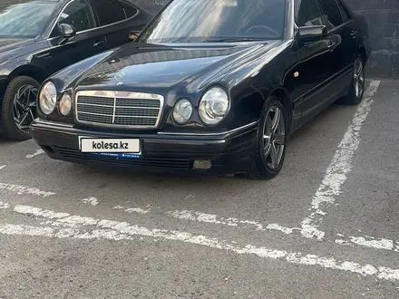 Mercedes-Benz E 320 1998 года за 3 500 000 тг. в Алматы – фото 5