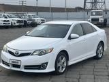 Toyota Camry 2014 года за 6 150 000 тг. в Атырау