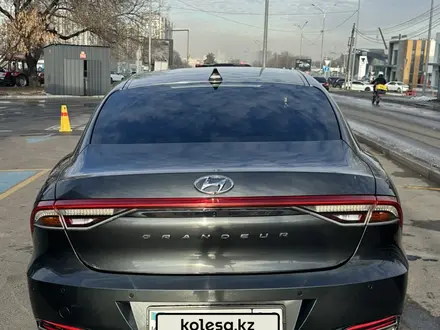 Hyundai Grandeur 2022 года за 11 900 000 тг. в Алматы – фото 3