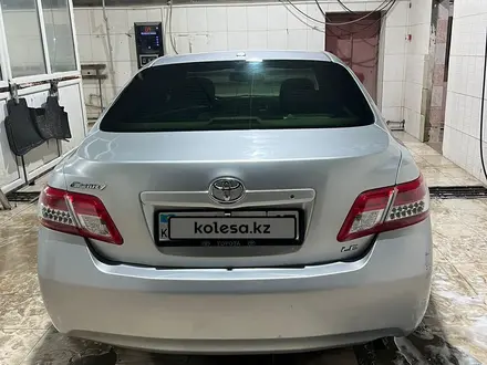 Toyota Camry 2010 года за 6 700 000 тг. в Мангистау – фото 2