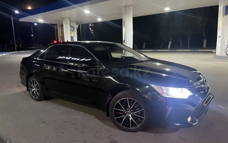 Toyota Camry 2015 года за 11 800 000 тг. в Костанай