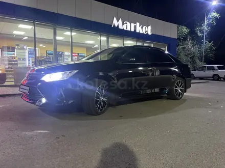 Toyota Camry 2015 года за 11 800 000 тг. в Костанай – фото 4