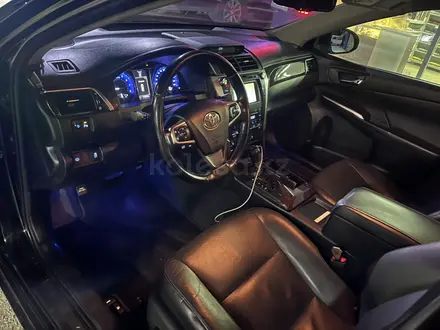 Toyota Camry 2015 года за 11 800 000 тг. в Костанай – фото 6