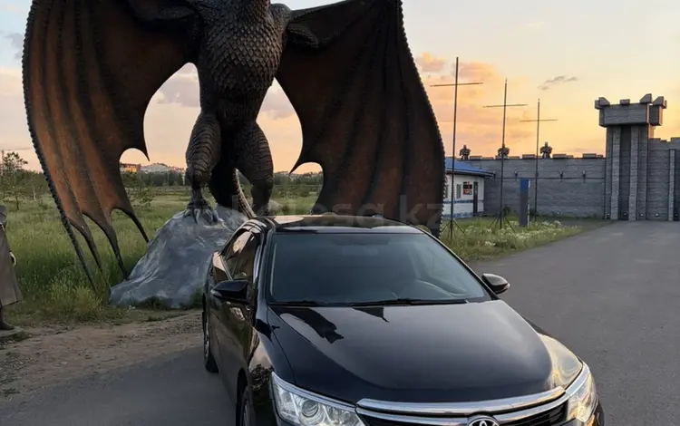 Toyota Camry 2016 года за 10 200 000 тг. в Семей