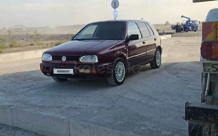 Volkswagen Golf 1994 года за 610 000 тг. в Алматы