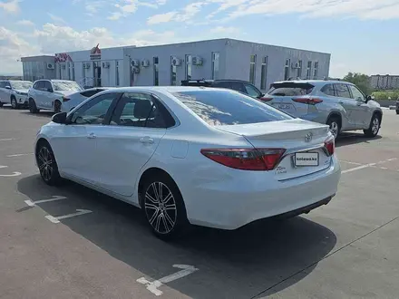 Toyota Camry 2016 года за 6 200 000 тг. в Алматы – фото 6