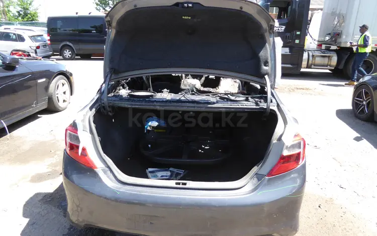 Задний фонарь бампер багажник на Toytota Camry 50-55 за 1 244 тг. в Актау