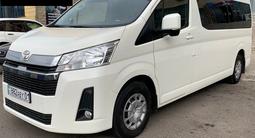 С водителем, Toyota Hiace Тойота хайс минивэн автобус микроавтобус в Шымкент