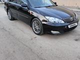 Toyota Camry 2004 годаүшін4 650 000 тг. в Актобе – фото 2