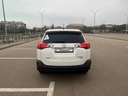 Toyota RAV4 2014 года за 9 999 999 тг. в Балхаш – фото 4