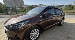Hyundai Accent 2021 года за 8 900 000 тг. в Актау – фото 2