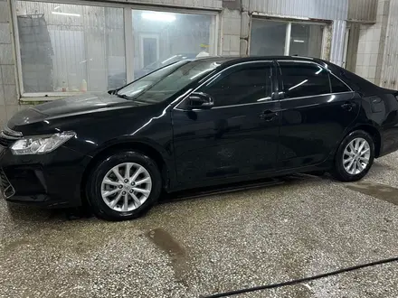 Toyota Camry 2016 года за 7 500 000 тг. в Костанай – фото 2
