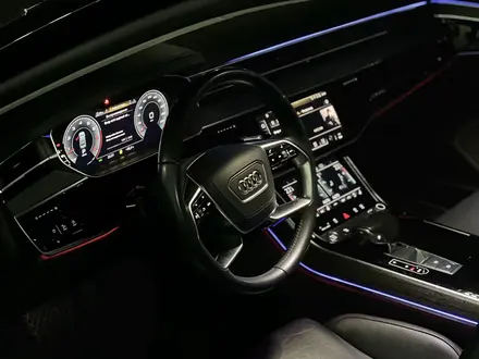 Audi A8 2019 года за 39 000 000 тг. в Алматы – фото 24