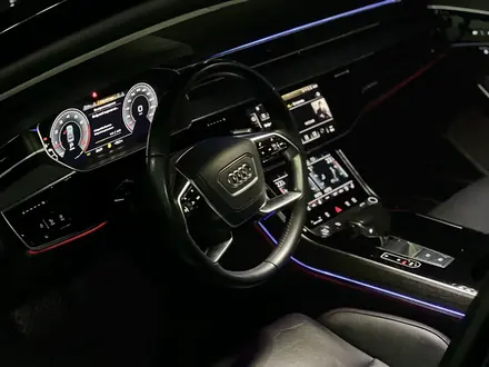 Audi A8 2019 года за 39 000 000 тг. в Алматы – фото 25