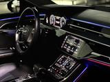 Audi A8 2019 года за 39 000 000 тг. в Алматы – фото 5