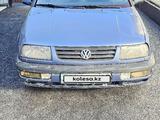 Volkswagen Vento 1992 годаүшін1 350 000 тг. в Есик – фото 2