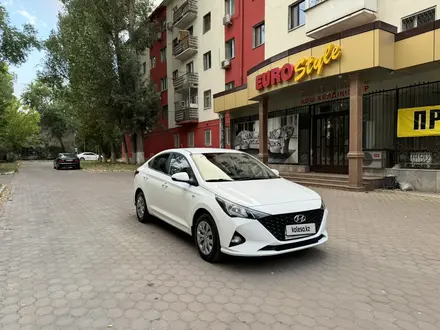 Hyundai Accent 2021 года за 7 700 000 тг. в Алматы – фото 2