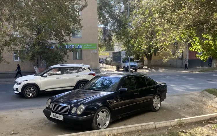 Mercedes-Benz E 320 1998 годаүшін3 200 000 тг. в Актобе