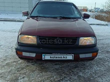 Volkswagen Vento 1992 года за 1 150 000 тг. в Астана – фото 3