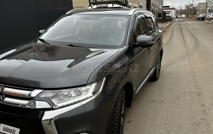 Mitsubishi Outlander 2018 годаfor9 500 000 тг. в Рудный