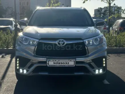 Toyota Highlander 2014 года за 17 000 000 тг. в Астана – фото 3