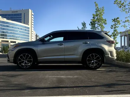 Toyota Highlander 2014 года за 17 000 000 тг. в Астана – фото 6