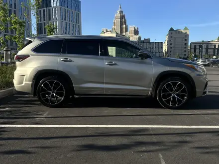 Toyota Highlander 2014 года за 17 000 000 тг. в Астана – фото 8