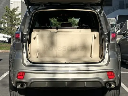 Toyota Highlander 2014 года за 17 000 000 тг. в Астана – фото 17