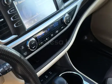 Toyota Highlander 2014 года за 17 000 000 тг. в Астана – фото 22
