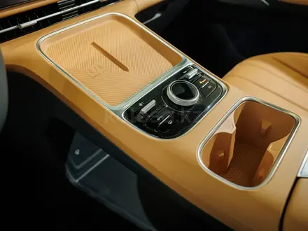 Geely Galaxy EX5 EM-i Pro 2026 года за 11 390 000 тг. в Павлодар – фото 33