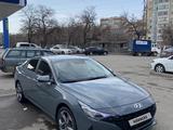 Hyundai Elantra 2022 года за 9 800 000 тг. в Шу – фото 4