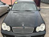 Mercedes-Benz C 200 2006 года за 3 700 000 тг. в Астана