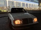 Mercedes-Benz E 200 1990 годаүшін2 000 000 тг. в Жезказган – фото 2